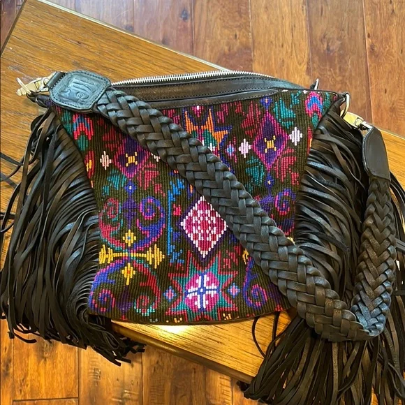 Little Guatemala Full Caterina Fringe Bag - Picture 4 of 8